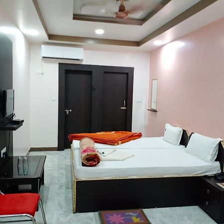 Hotel Sunaina International Gajá Szoba fotó